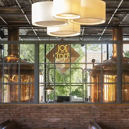 Joesepp's Am Schweizerberg מלון