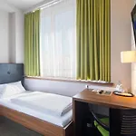 Joesepp's Am Schweizerberg Otel 3*